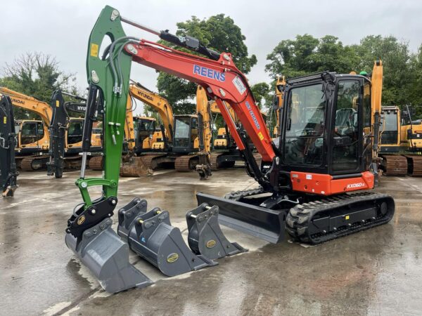 Range of Excavators from 1 Tonne to 30 Tonne - Image 4